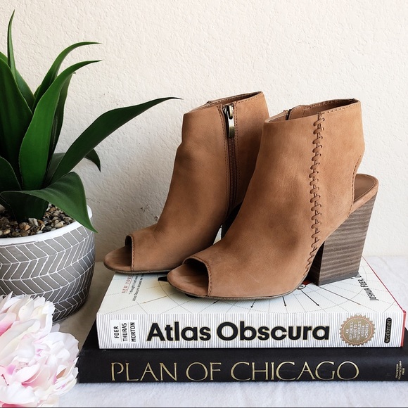 Steve Madden Shoes - Steve Madden peep toe booties